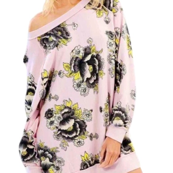 Free People Tops - FREE people, pink floral, oversize pull over sweatshirt